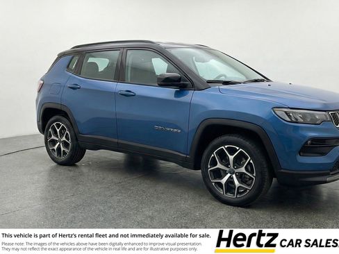 Used 2025 Jeep Compass Limited AWD/4WD image 1
