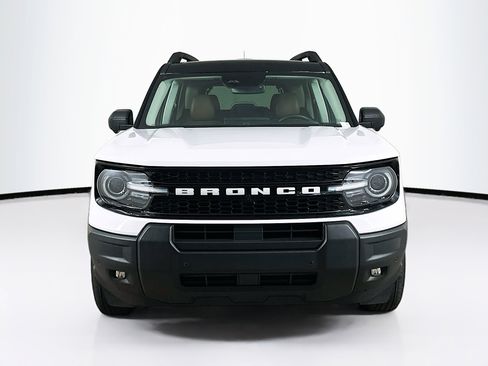 Used 2025 Ford Bronco Sport Outer Banks w/ Outer Banks Tech Package+ image 2