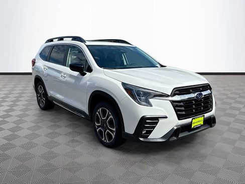 New 2026 Subaru Ascent Limited AWD/4WD image 3