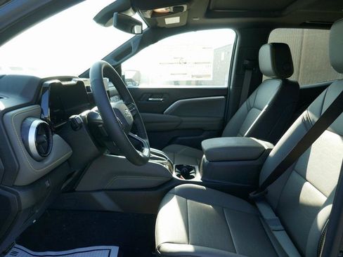 New 2026 Chevrolet Colorado ZR2 w/ Technology Package image 13