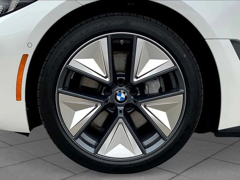 New 2025 BMW i4 xDrive40i w/ Premium Package image 12