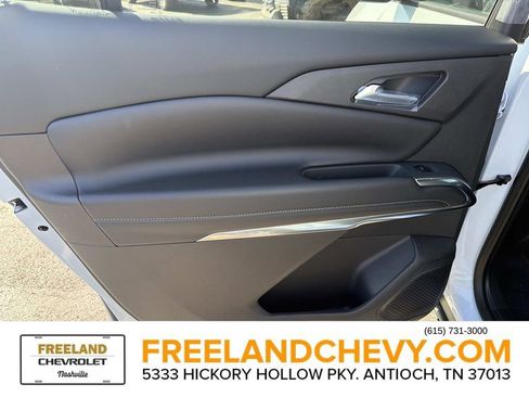 New 2026 Chevrolet Traverse LT w/ LPO, Floor Liner Package image 11