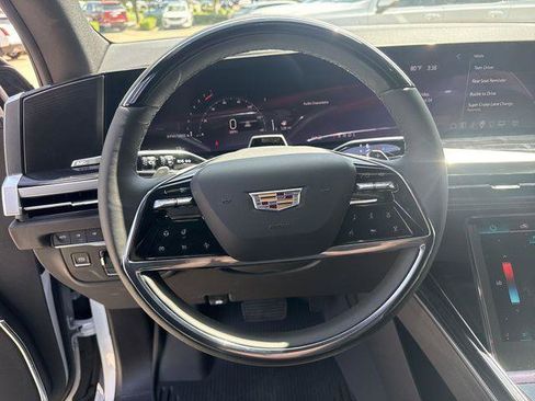 New 2026 Cadillac Escalade ESV Sport w/ Touring Package AWD/4WD image 16