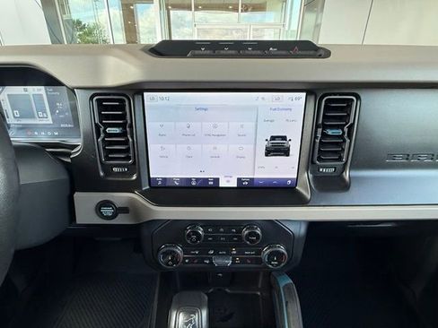 Certified 2022 Ford Bronco Wildtrak AWD/4WD image 25