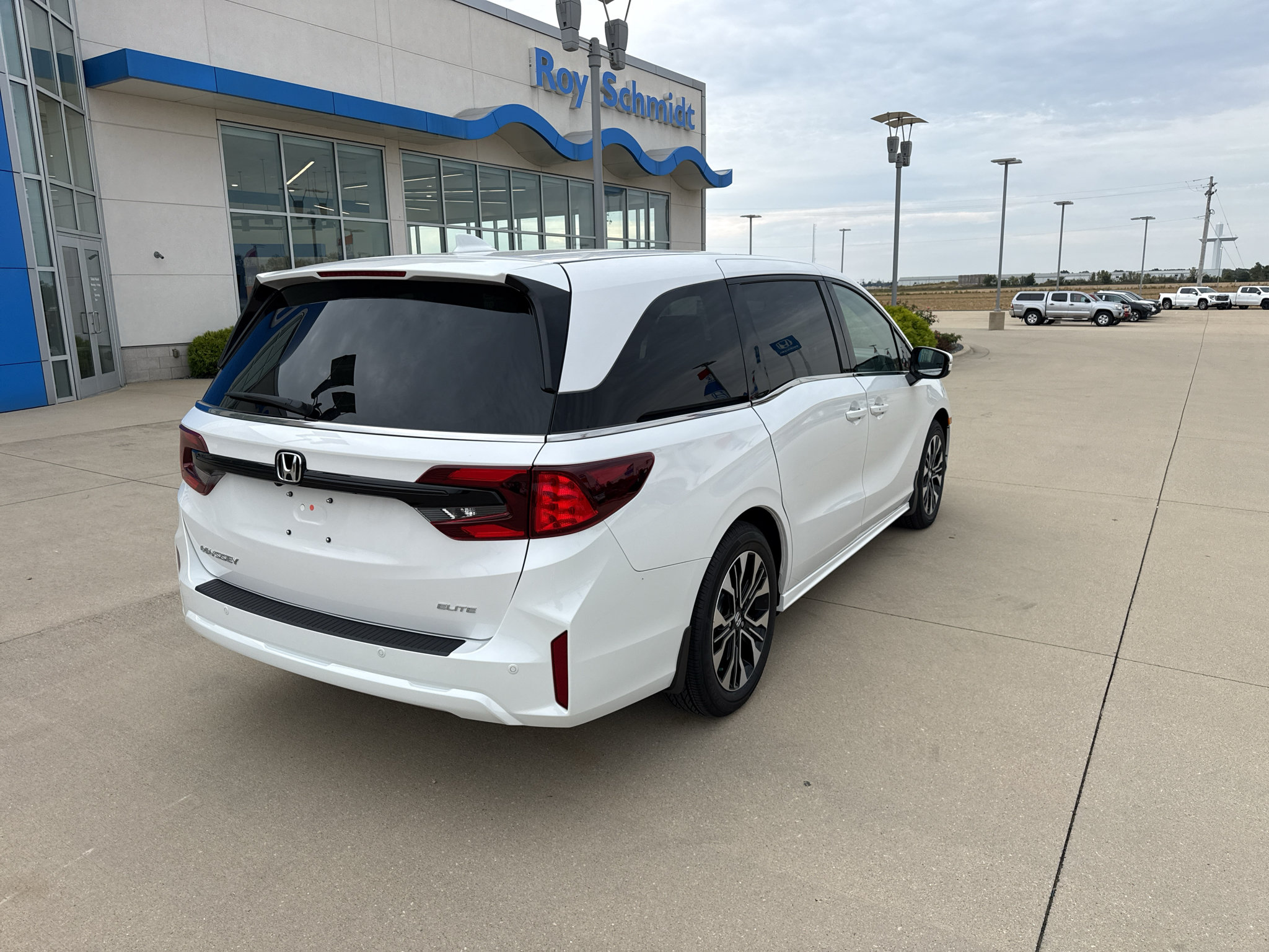 New 2027 Honda Odyssey Elite image 24