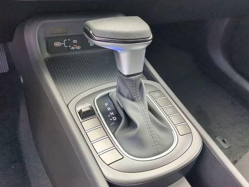 New 2026 Hyundai Kona SE image 31