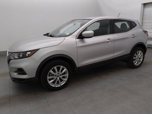 Used 2021 Nissan Rogue Sport S FWD image 2