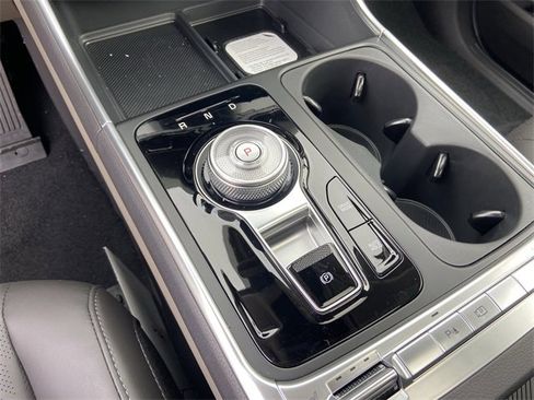 New 2026 Kia Carnival SX image 26