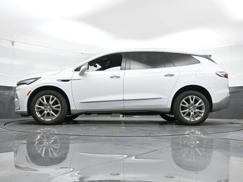 Used 2023 Buick Enclave Essence w/ Experience Buick Package AWD/4WD image 45