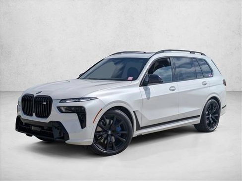 New 2026 BMW X7 M60i image 1
