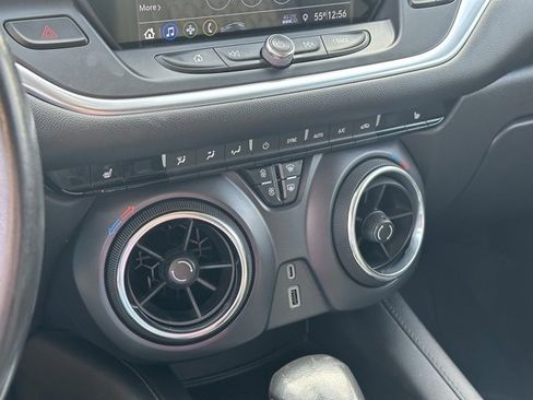 Used 2019 Chevrolet Blazer LT image 11