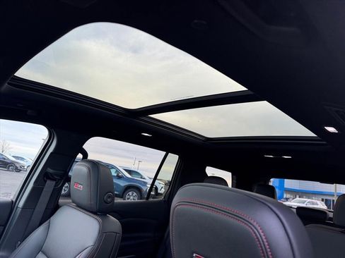 New 2026 Chevrolet Traverse Z71 image 4