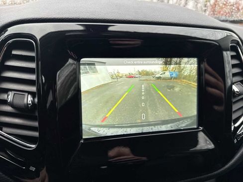 Used 2019 Jeep Compass Altitude image 50