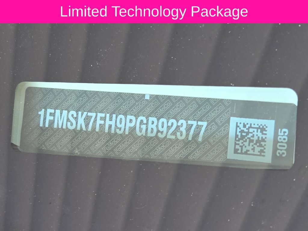 Used 2023 Ford Explorer Limited w/ Limited Technology Package RWD image 13