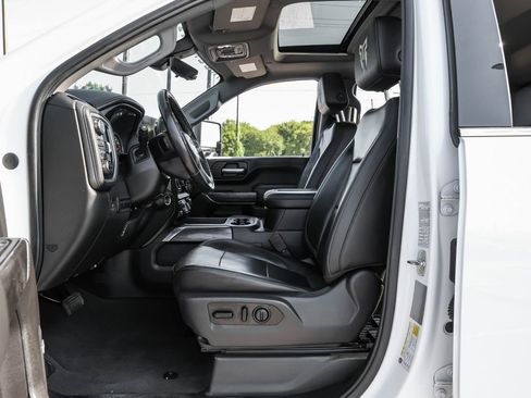 Used 2020 Chevrolet Silverado 2500 LTZ w/ LTZ Premium Package image 36