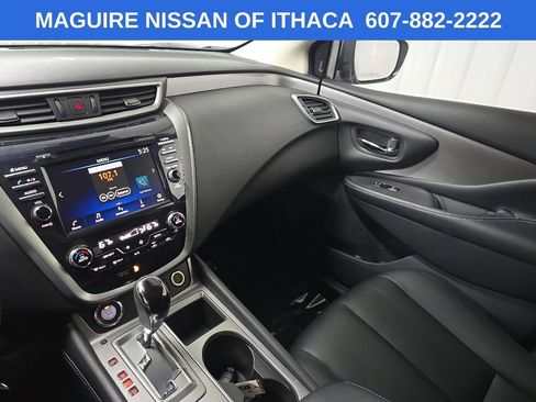 Used 2024 Nissan Murano SV AWD/4WD image 25