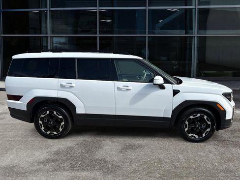 Used 2026 Hyundai Santa Fe SEL image 8