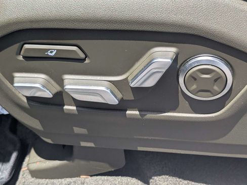 Used 2025 Hyundai Santa Fe Calligraphy FWD image 21