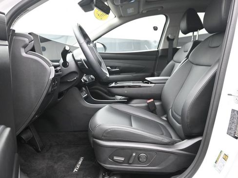 Used 2025 Hyundai Tucson SEL AWD/4WD image 16