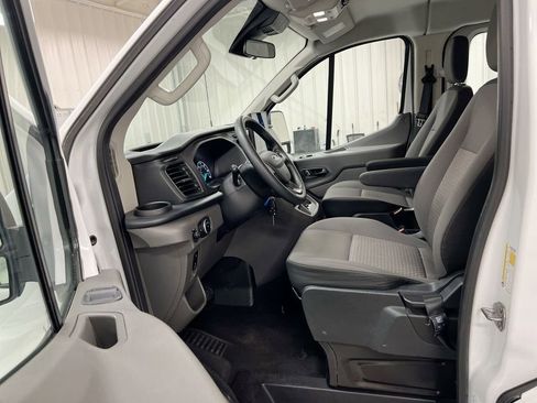 Used 2024 Ford Transit 350 XLT RWD image 19