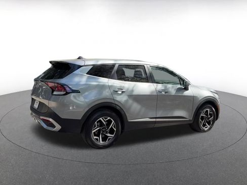 Used 2025 Kia Sportage LX FWD image 15