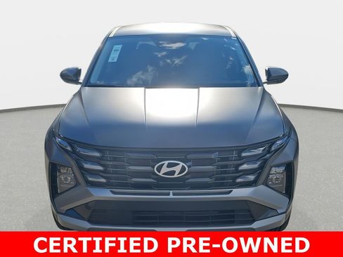 Used 2025 Hyundai Tucson SE image 2