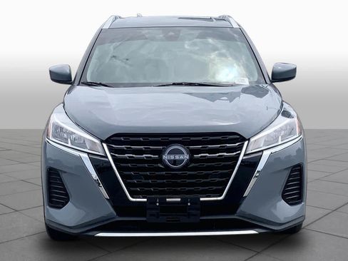 Used 2023 Nissan Kicks SV FWD image 4