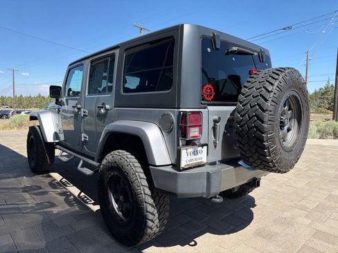 Used 2014 Jeep Wrangler Unlimited Sport AWD/4WD image 5