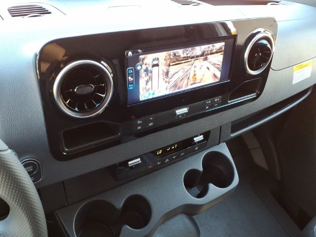 New 2025 Mercedes-Benz eSprinter 170 Cargo image 6