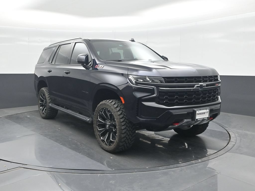 Used 2022 Chevrolet Tahoe Z71 w/ Luxury Package AWD/4WD image 8
