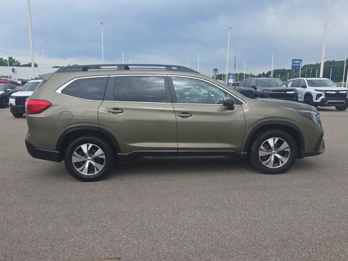 Used 2023 Subaru Ascent Premium w/ Convenience Package AWD/4WD image 8