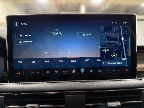 Used 2025 Lincoln Corsair AWD image 12