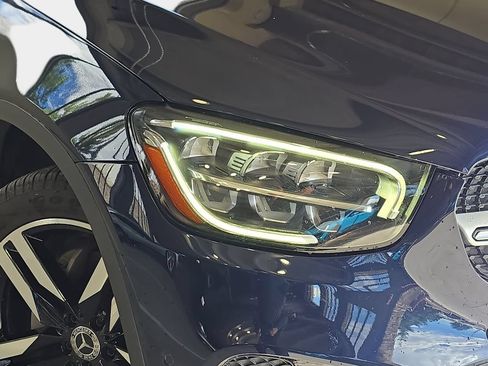 Used 2021 Mercedes-Benz GLC 300 4MATIC Coupe image 33