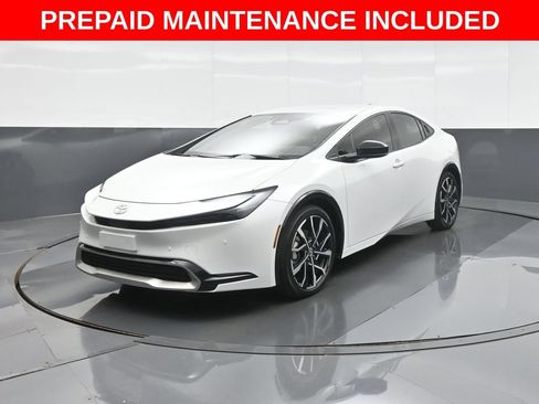 Certified 2026 Toyota Prius Plug-In Hybrid FWD image 3