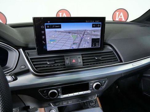 Used 2025 Audi Q5 2.0T Premium Plus w/ Premium Plus Package image 18