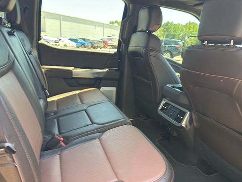 Used 2025 Ford F250 King Ranch w/ FX4 Off-Road Package AWD/4WD image 14