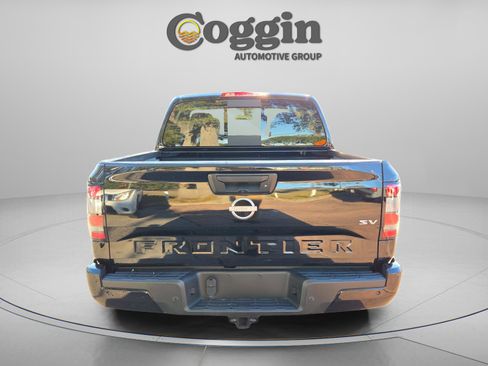 Certified 2024 Nissan Frontier SV w/ SV Convenience Package image 5