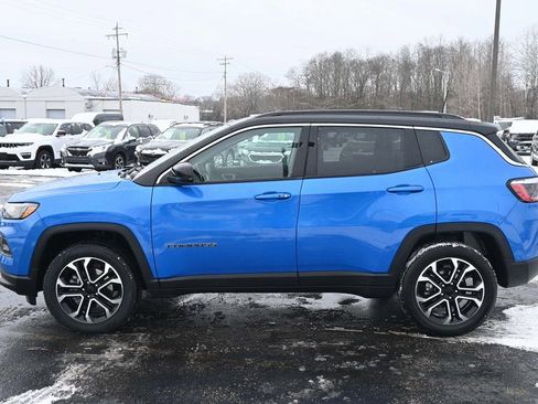 Used 2022 Jeep Compass Limited image 4