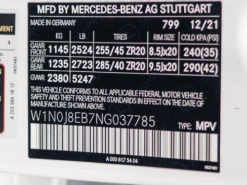 Certified 2022 Mercedes-Benz GLC 300 4MATIC Coupe image 36