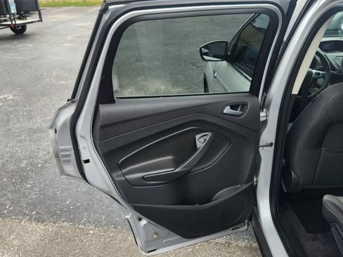Used 2014 Ford Escape SE FWD image 11