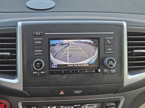 Used 2016 Honda Pilot LX image 17