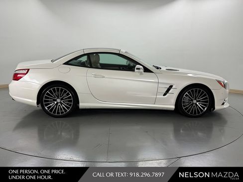 Used 2014 Mercedes-Benz SL 550 image 5