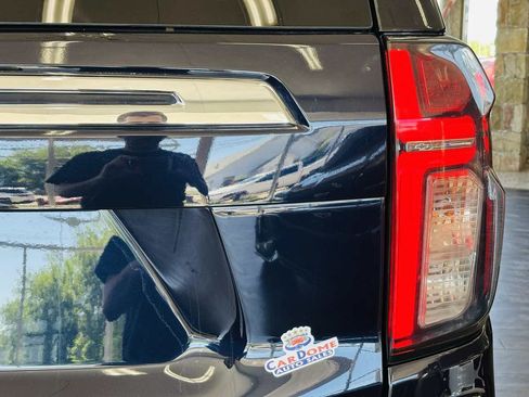 Used 2021 Chevrolet Tahoe Premier AWD/4WD image 12