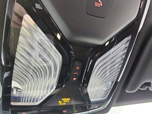 Used 2025 BMW 330i xDrive Sedan image 56