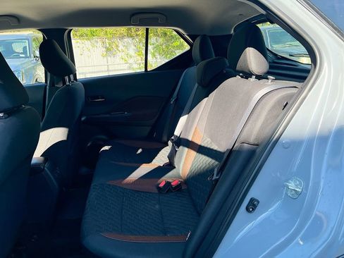 Used 2021 Nissan Kicks SR image 22