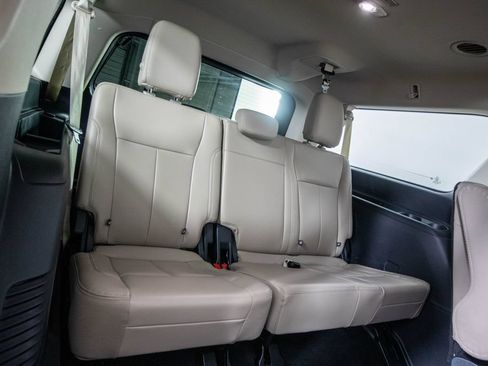 Used 2024 Ford Expedition Max XLT RWD image 13