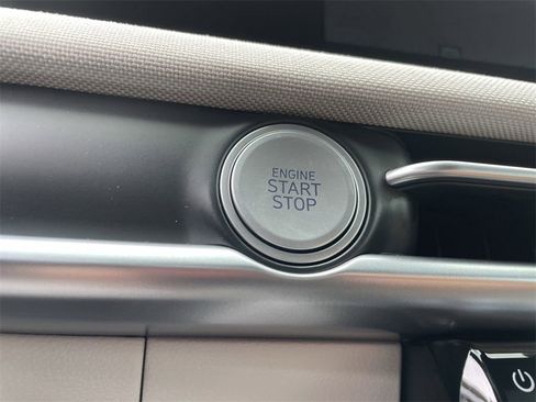 New 2026 Hyundai Tucson Limited image 32