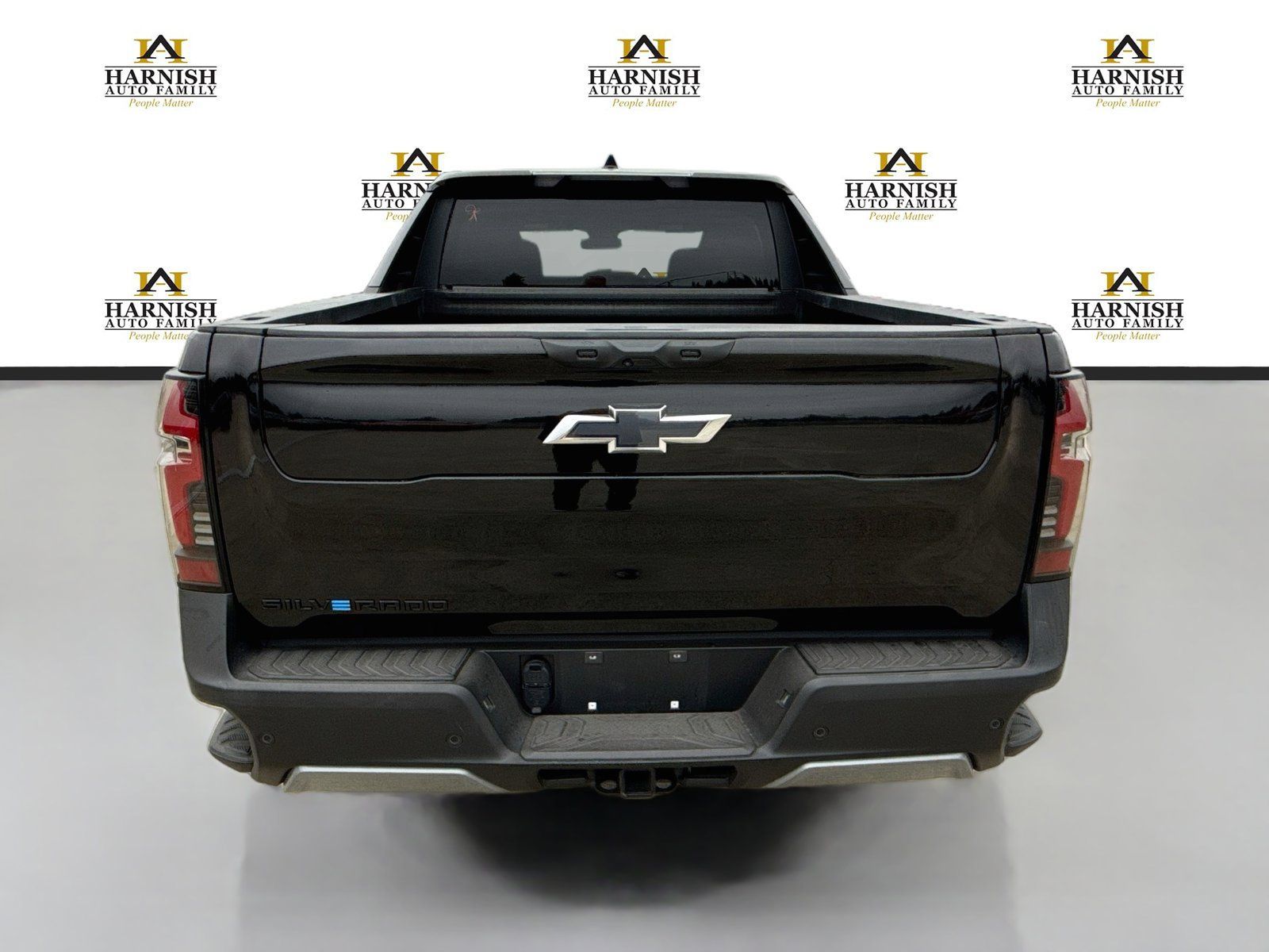 Used 2026 Chevrolet Silverado EV Trail Boss w/ Plus Package AWD/4WD image 5