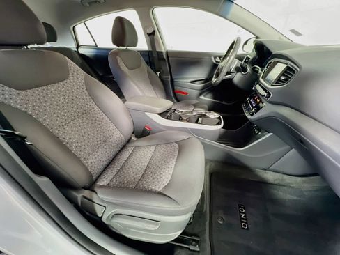 Used 2019 Hyundai Ioniq Electric FWD image 27