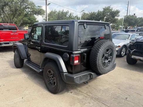 Used 2025 Jeep Wrangler Sport AWD/4WD image 7